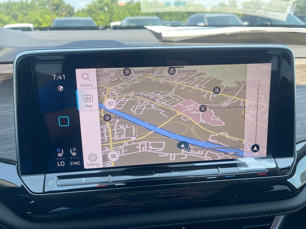 2025 Volkswagen Atlas 2.0T SEL Premium R-Line