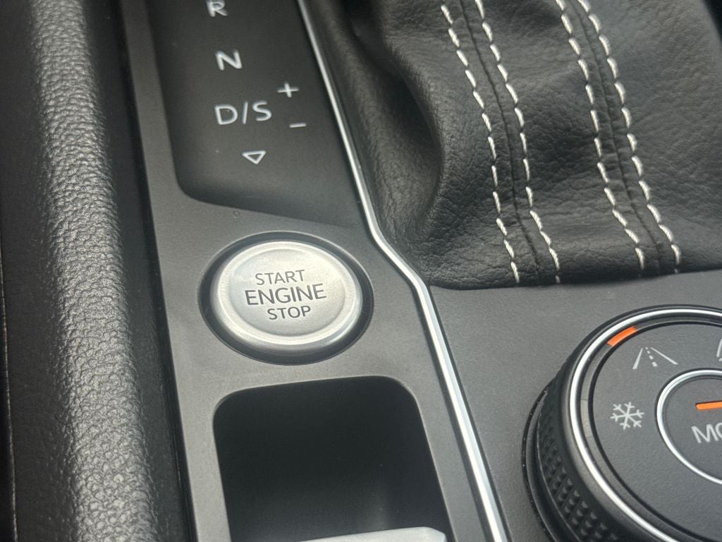 2021 Volkswagen Atlas 3.6L V6 SEL Premium R-Line