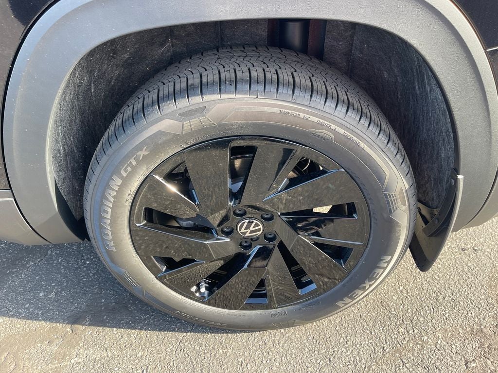 2026 Volkswagen Atlas 2.0T SE w/ Technology