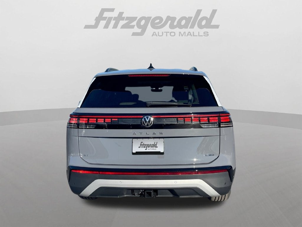 2027 Volkswagen Atlas SE w/Technology