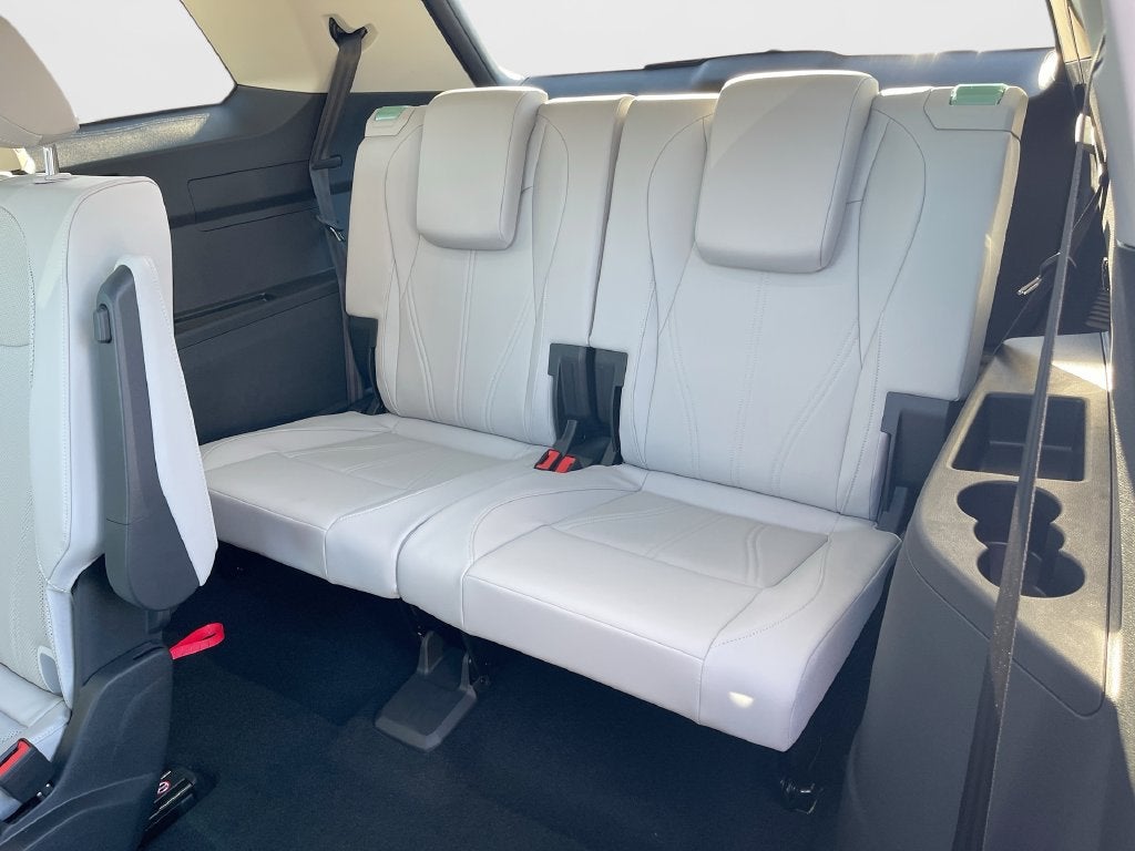 2027 Volkswagen Atlas SE w/Technology