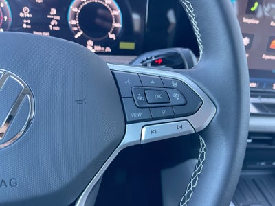 2027 Volkswagen Atlas SE w/Technology