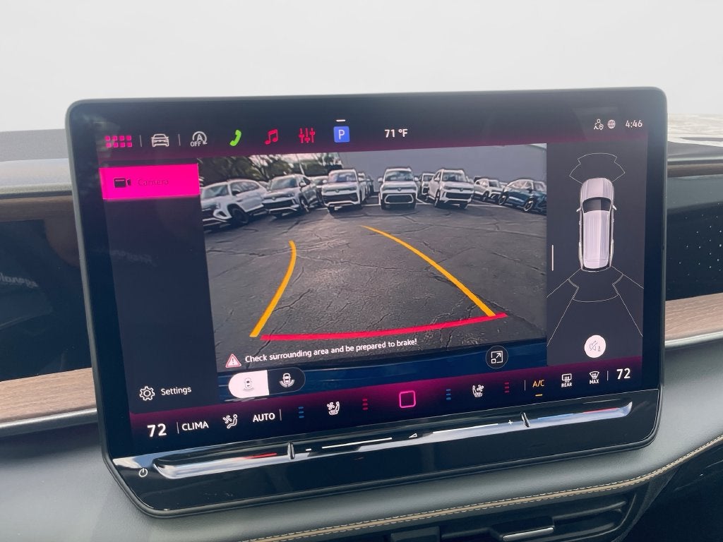 2027 Volkswagen Atlas SE w/Technology
