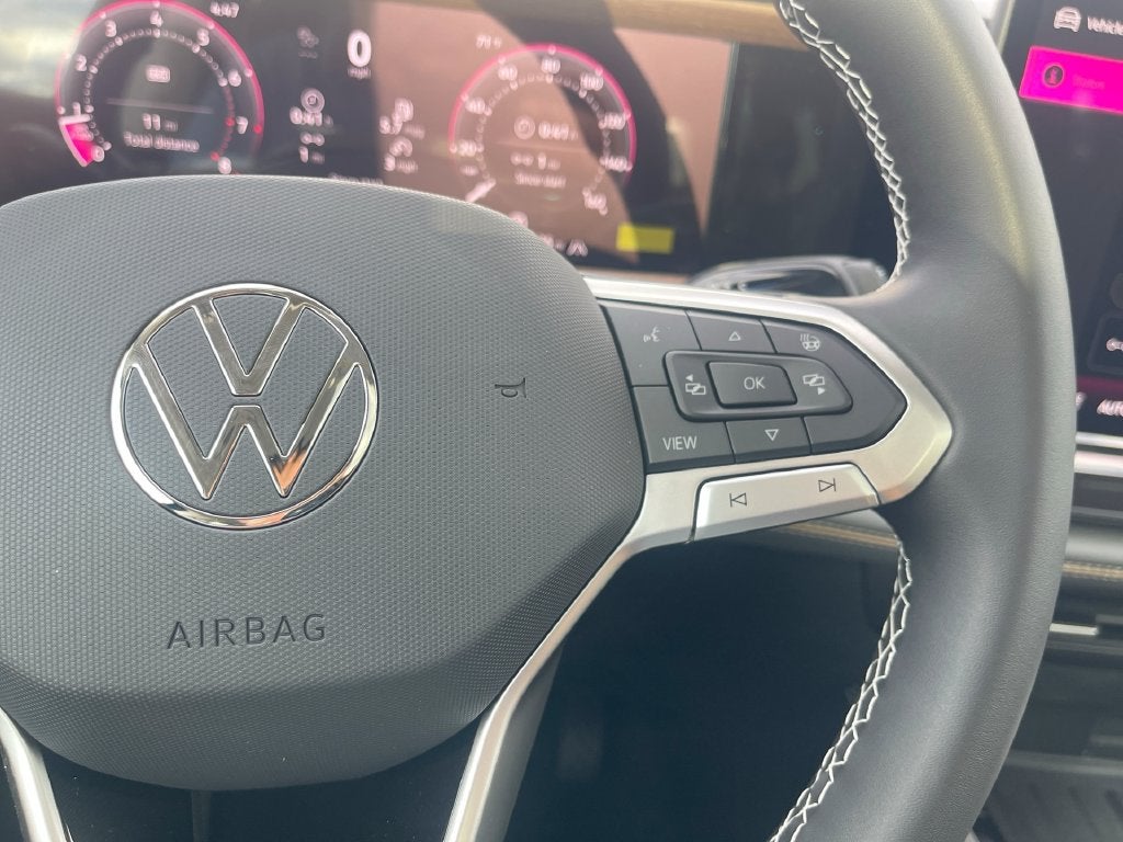 2027 Volkswagen Atlas SE w/Technology