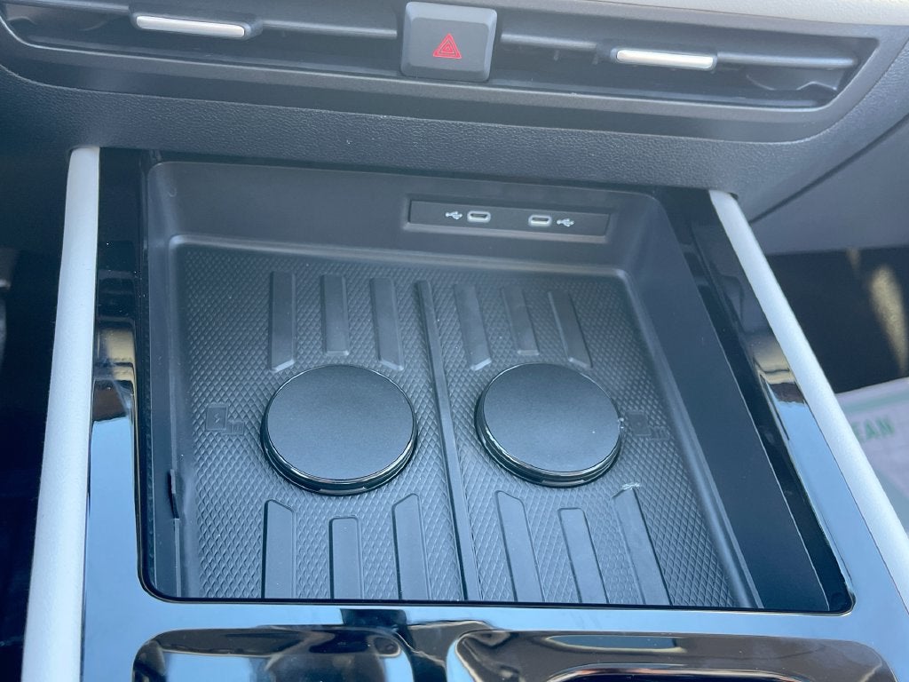 2027 Volkswagen Atlas SE w/Technology