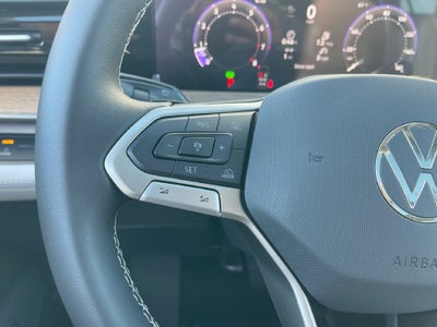 2027 Volkswagen Atlas SE w/Technology