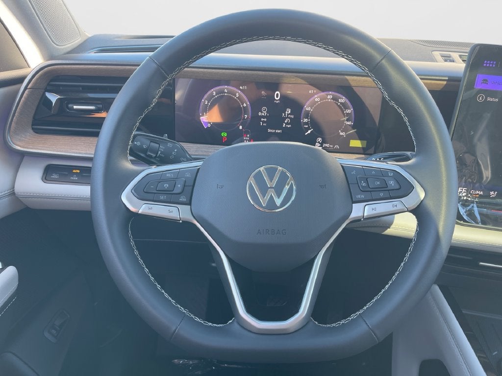 2027 Volkswagen Atlas SE w/Technology