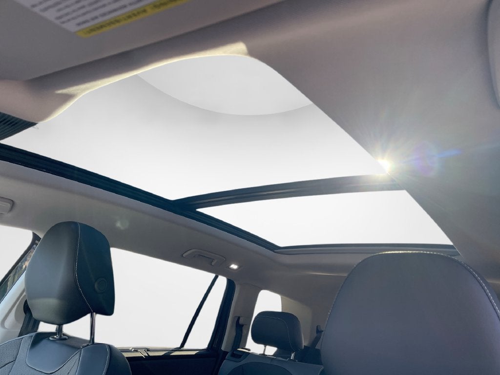 2027 Volkswagen Atlas SE w/Technology