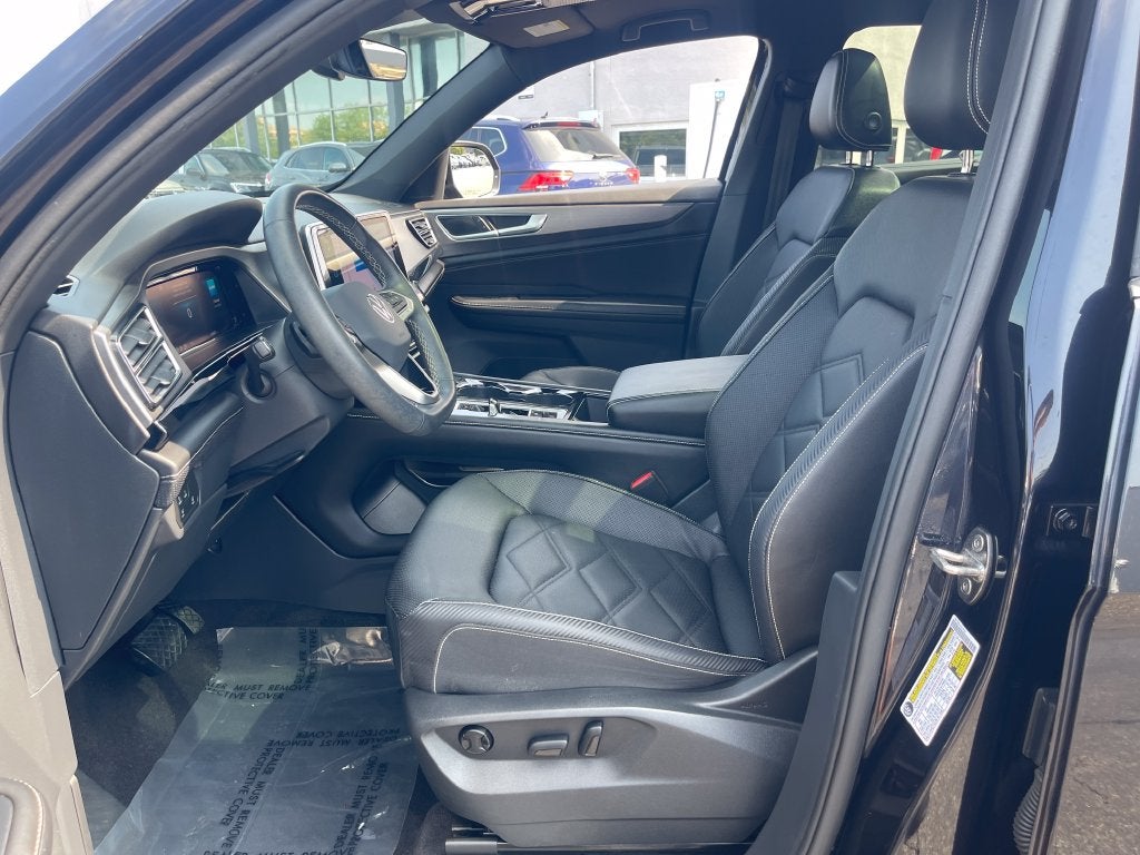 2024 Volkswagen Atlas Cross Sport 2.0T SE w/Technology