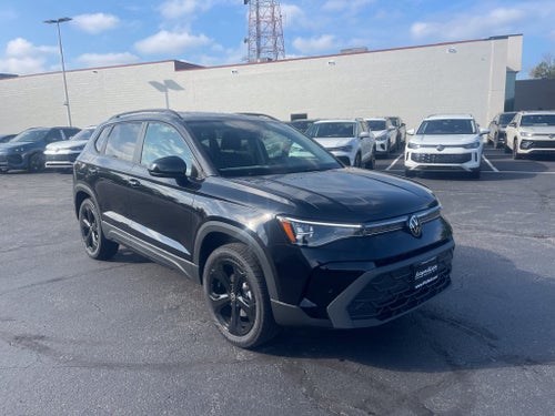 2026 Volkswagen Taos 1.5T SE Black