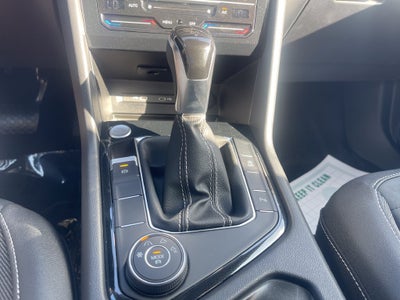 2026 Volkswagen Taos 1.5T SE Black