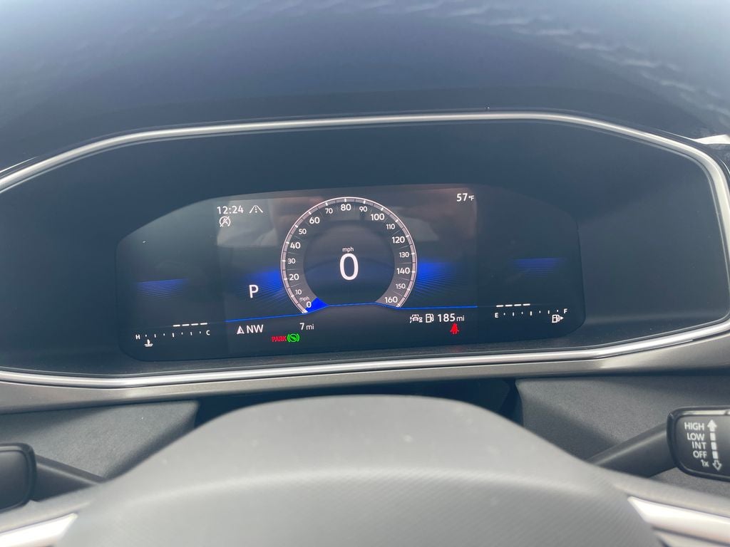 2026 Volkswagen Taos 1.5T SE Black