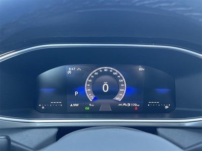 2025 Volkswagen Taos 1.5T SE Black