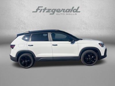 2026 Volkswagen Taos 1.5T SE Black
