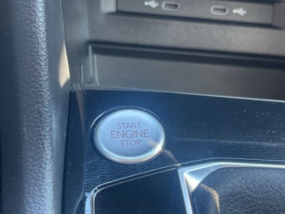 2026 Volkswagen Taos 1.5T SE Black