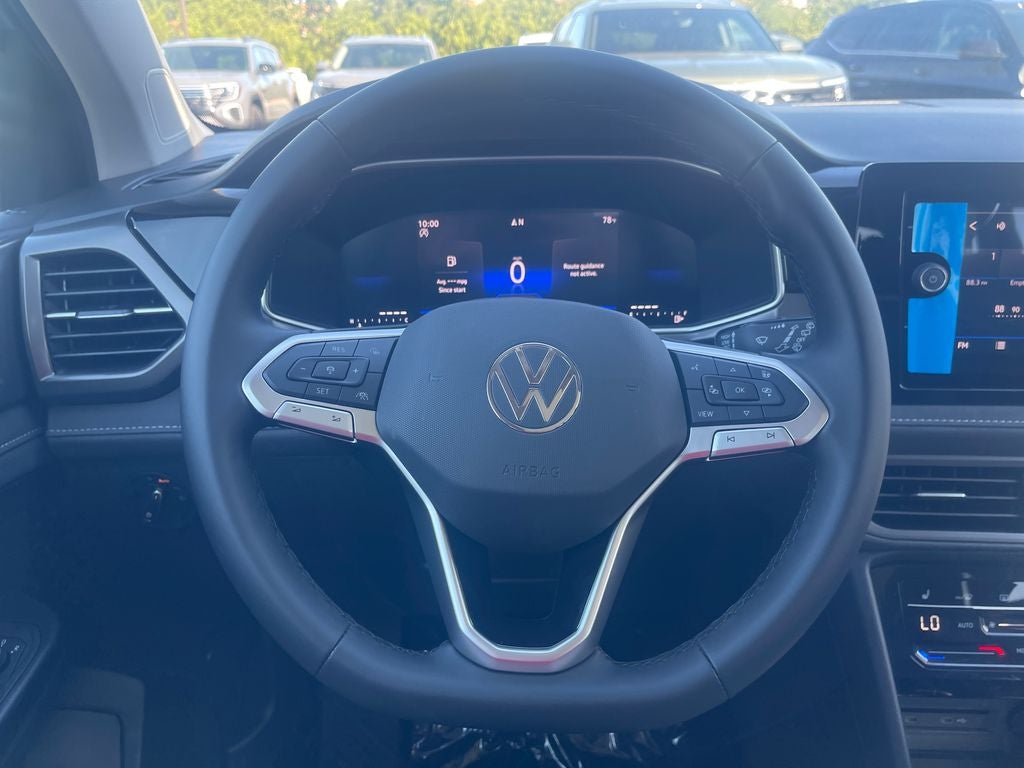 2026 Volkswagen Taos 1.5T SE Black