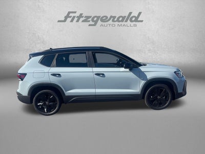 2026 Volkswagen Taos 1.5T SE Black