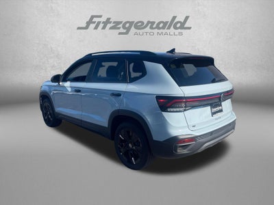 2026 Volkswagen Taos 1.5T SE Black