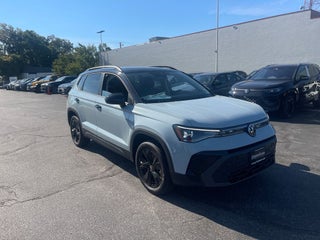 2026 Volkswagen Taos 1.5T SE Black