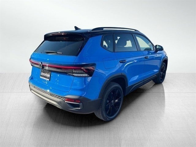 2026 Volkswagen Taos 1.5T SE Black