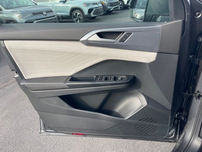 2026 Volkswagen Taos 1.5T SEL