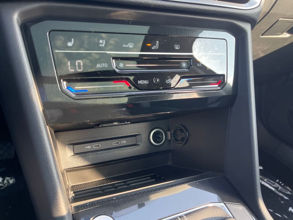 2027 Volkswagen Taos 1.5T SEL