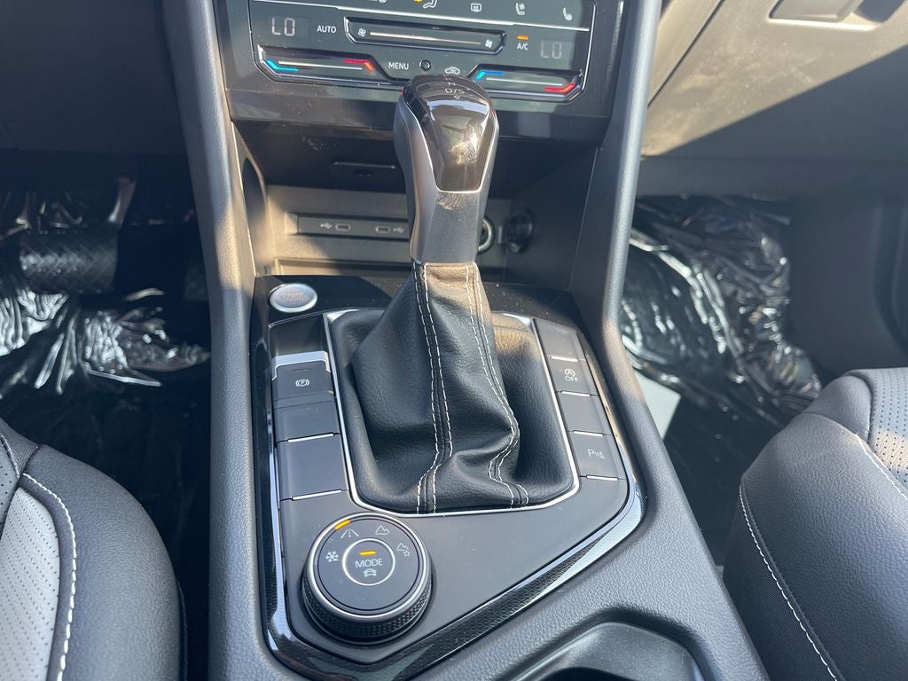 2027 Volkswagen Taos 1.5T SEL