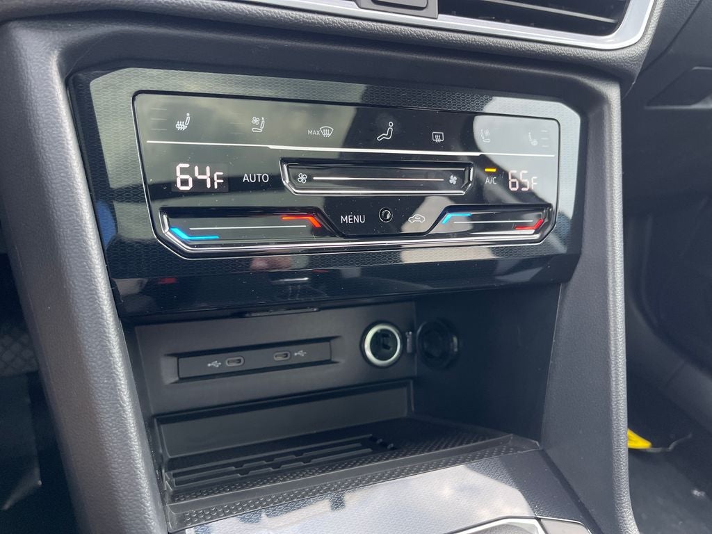 2027 Volkswagen Taos 1.5T SEL