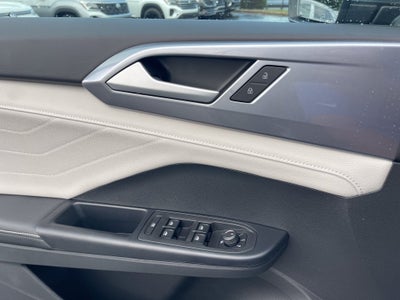 2027 Volkswagen Taos 1.5T SEL