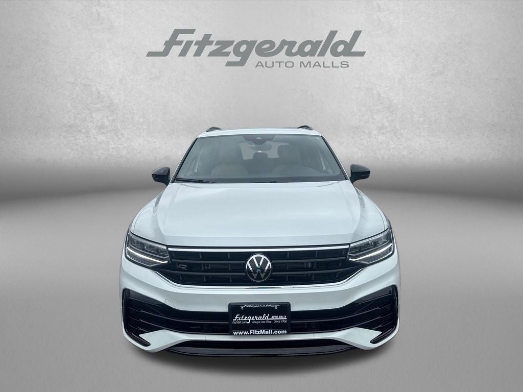 2024 Volkswagen Tiguan 2.0T SE R-Line Black