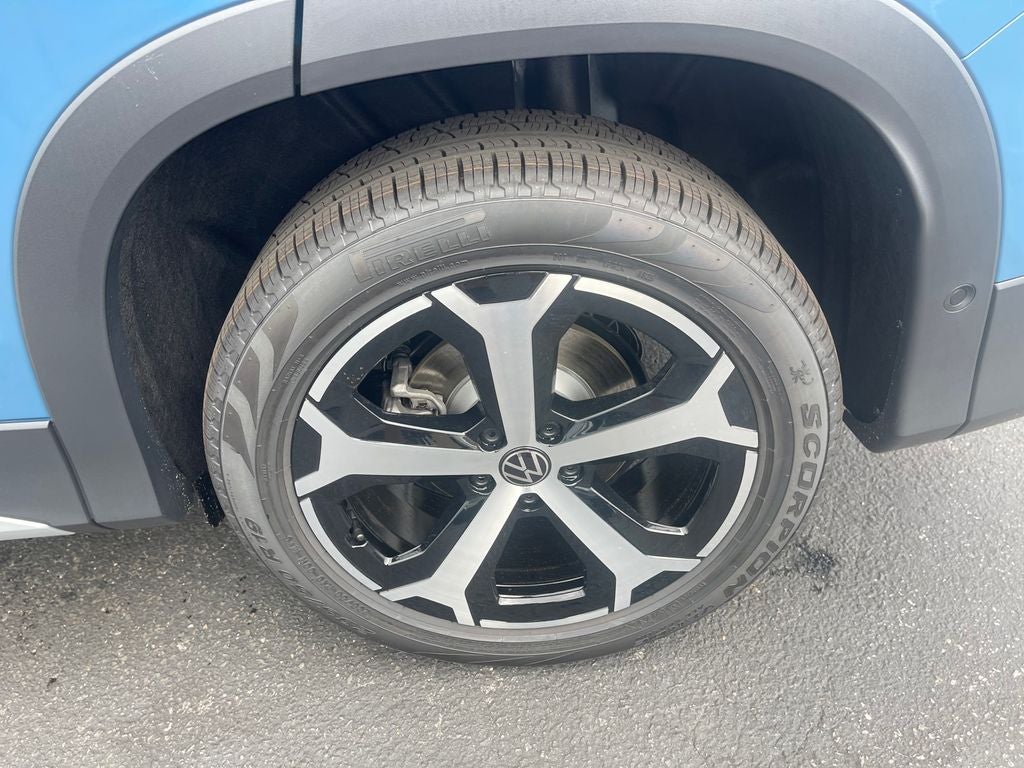 2025 Volkswagen Tiguan 2.0T SE