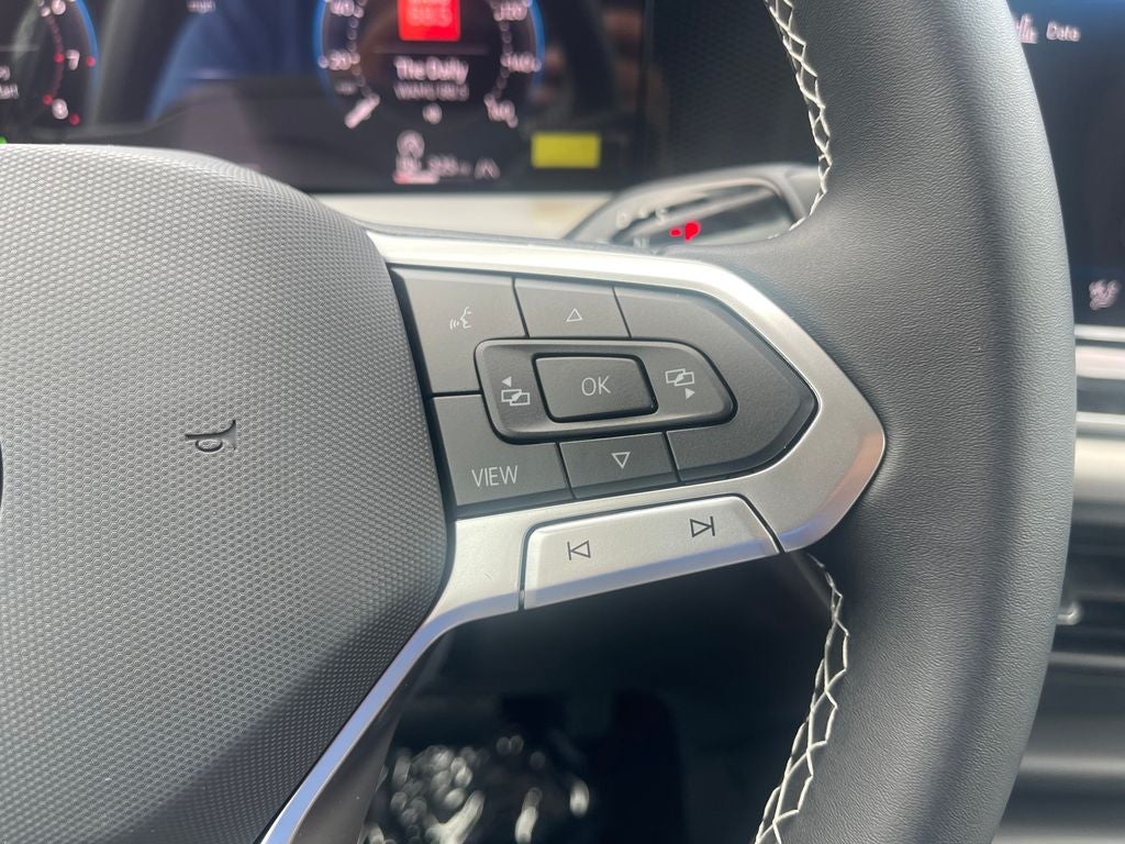 2025 Volkswagen Tiguan 2.0T SE