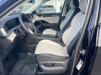 2025 Volkswagen Tiguan 2.0T SE