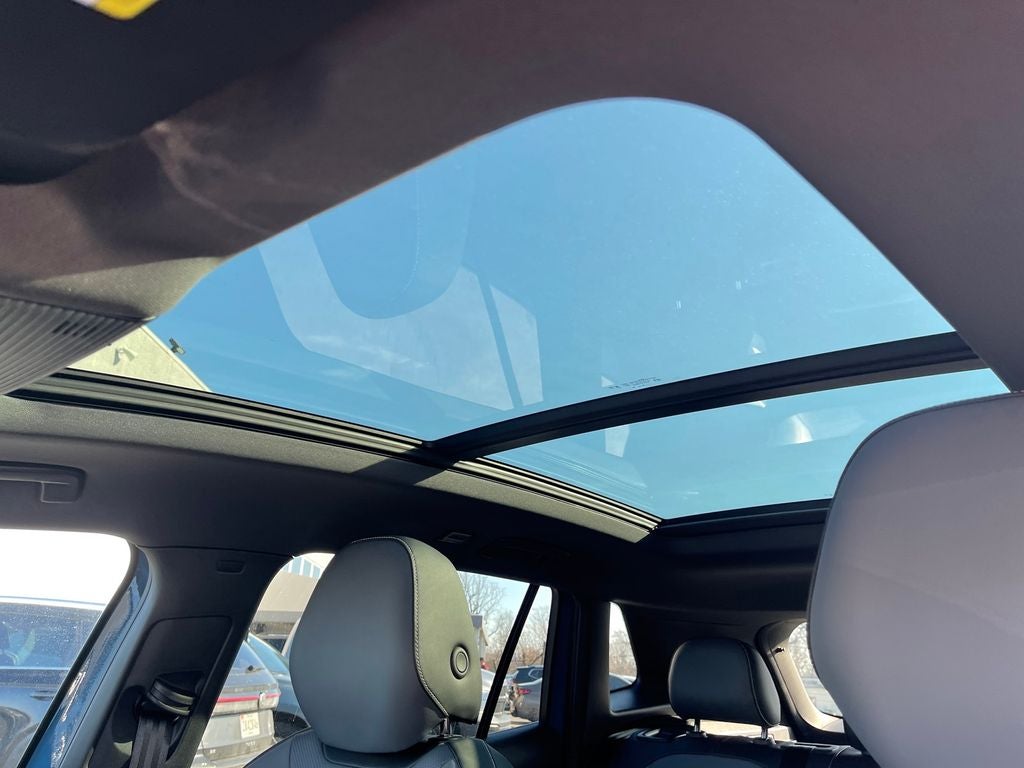 2025 Volkswagen Tiguan 2.0T SE R-Line Black