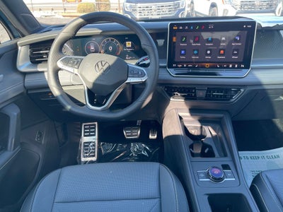 2025 Volkswagen Tiguan 2.0T SE R-Line Black