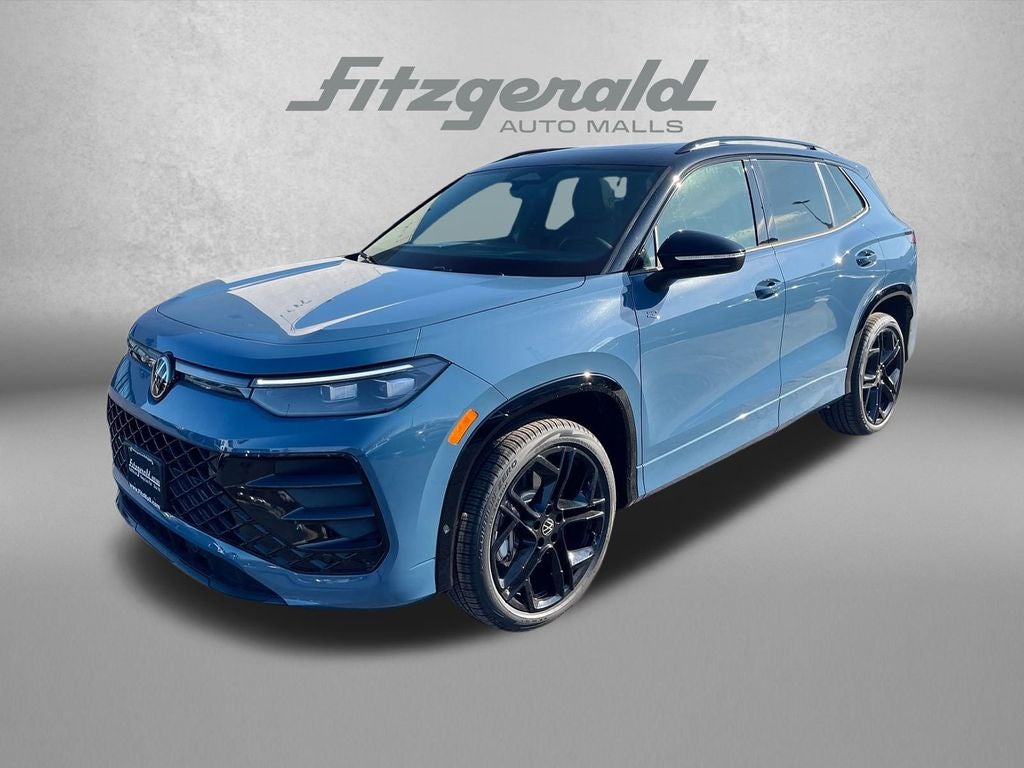 2025 Volkswagen Tiguan 2.0T SE R-Line Black