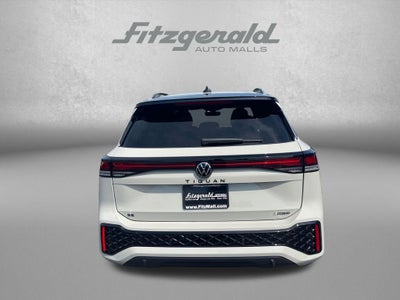 2026 Volkswagen Tiguan 2.0T SE R-Line Black