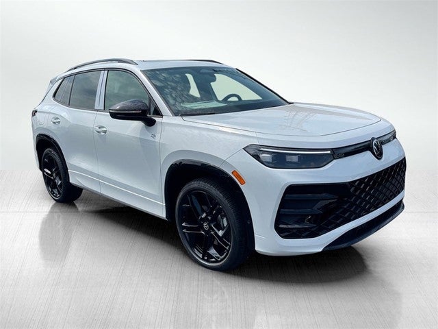 2025 Volkswagen Tiguan 2.0T SE R-Line Black