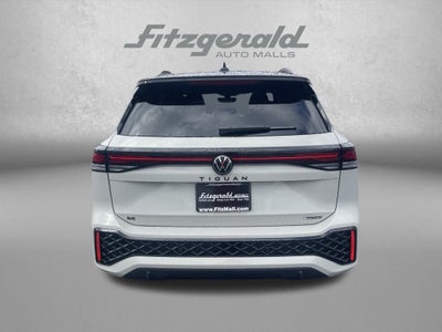 2026 Volkswagen Tiguan 2.0T SE R-Line Black