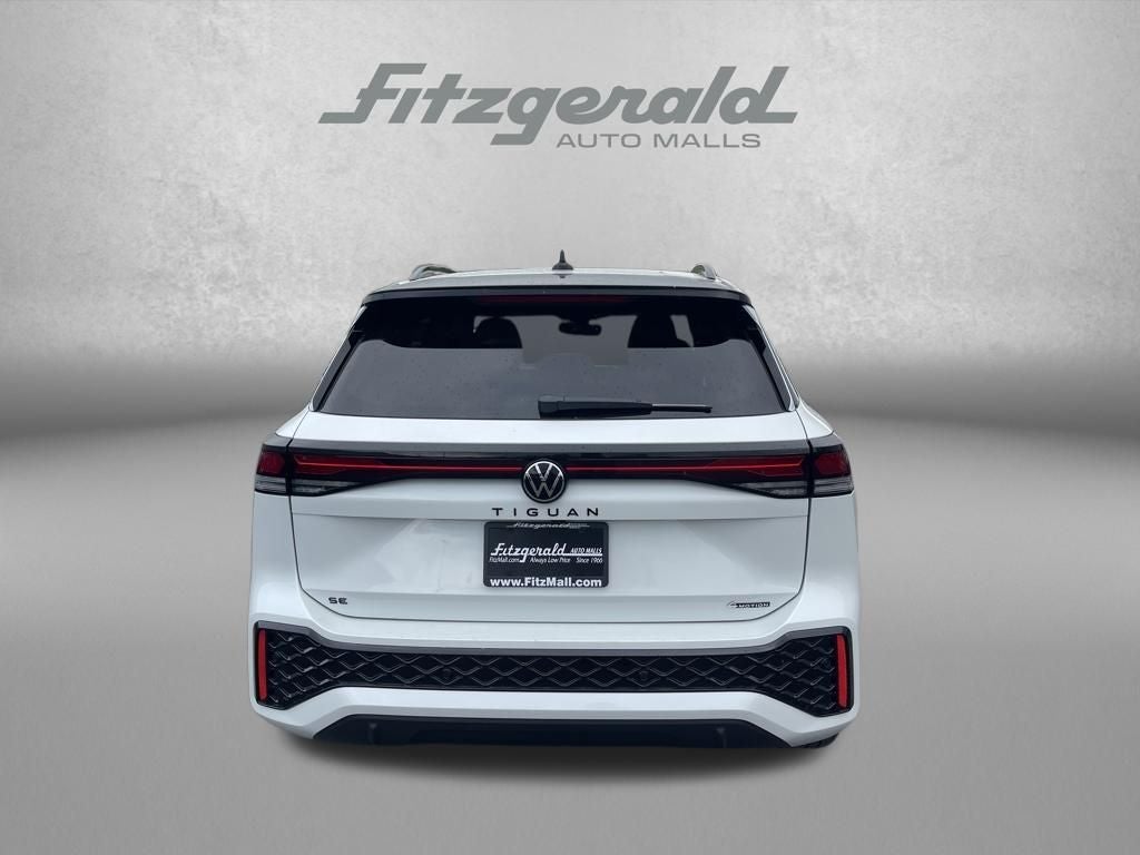 2026 Volkswagen Tiguan 2.0T SE R-Line Black