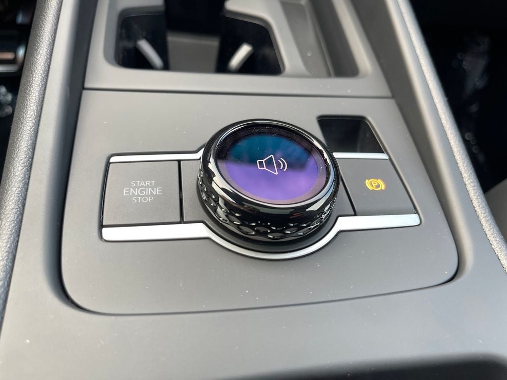 2025 Volkswagen Tiguan 2.0T SE R-Line Black