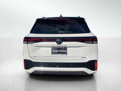 2026 Volkswagen Tiguan 2.0T SE R-Line Black