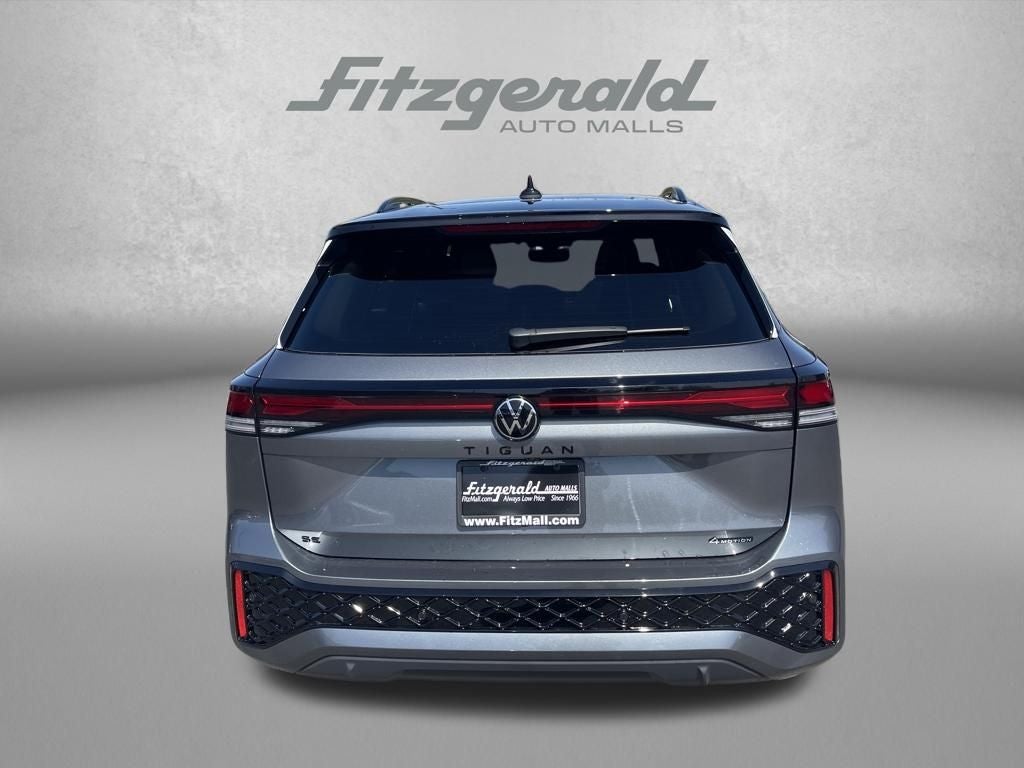 2026 Volkswagen Tiguan 2.0T SE R-Line Black