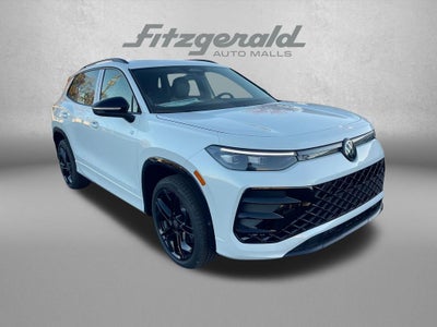 2026 Volkswagen Tiguan 2.0T SE R-Line Black