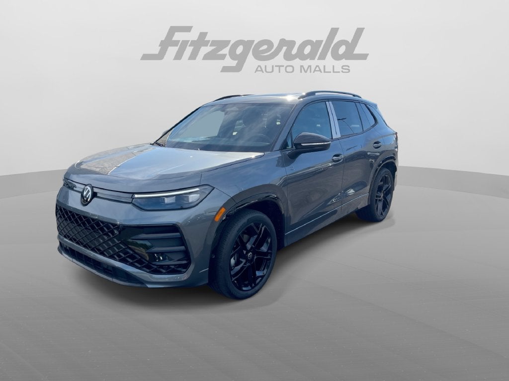 2026 Volkswagen Tiguan SE R-Line Black