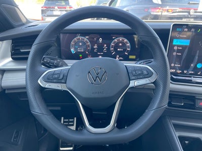 2026 Volkswagen Tiguan 2.0T SE R-Line Black