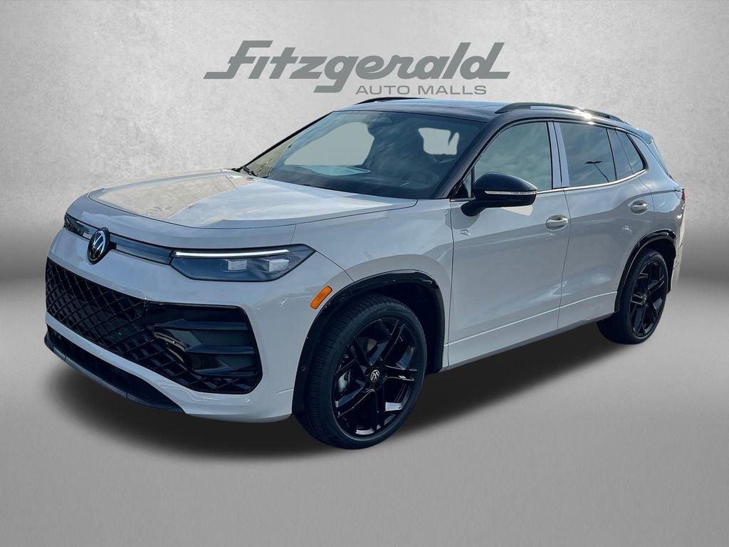 2026 Volkswagen Tiguan 2.0T SE R-Line Black