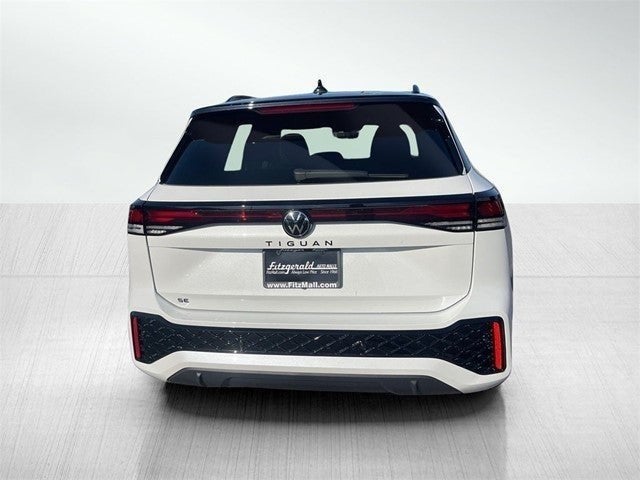 2026 Volkswagen Tiguan 2.0T SE R-Line Black