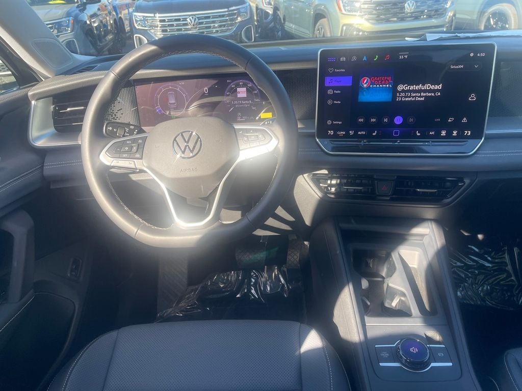 2025 Volkswagen Tiguan 2.0T SE