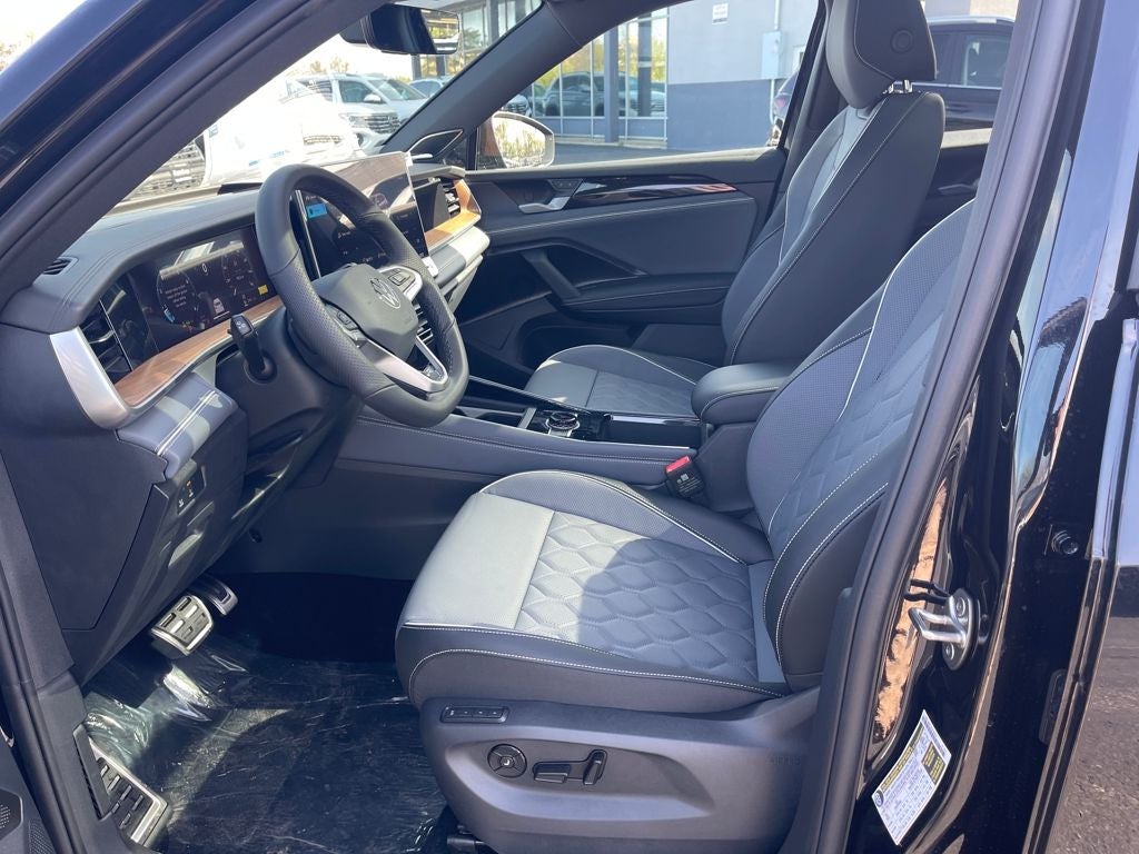 2026 Volkswagen Tiguan 2.0T SEL R-Line Turbo